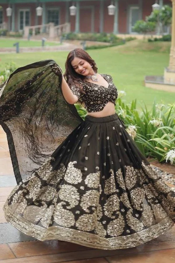 women's elegant pink floral printed lehenga choli with sequin embellished blouse, mirror work dupatta and flowing flared skirt – perfect for weddings, parties, festive & traditional occasions
